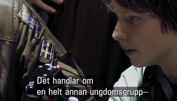 Dokumentär: Död på distans - svensk soldat med pojke - Foto: Tonje Hessen Schei