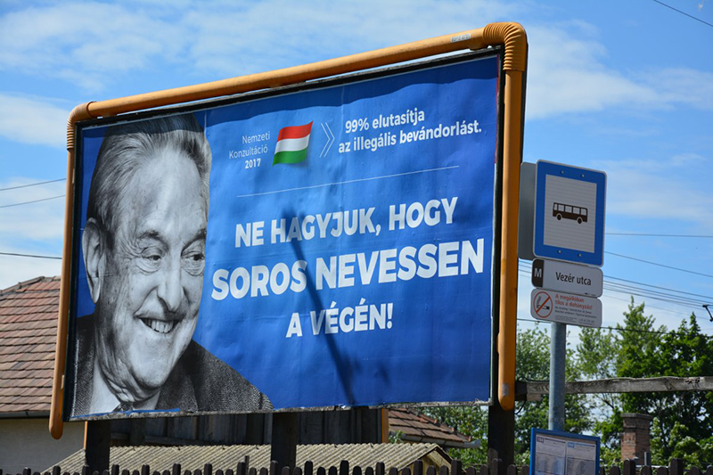 Affisch mot Soros försök att muslimifiera Europa, 2017 Foto: Budapest Business Journal