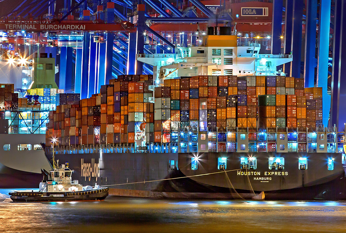 Containership - Foto: Julius Silver, Pexels-licens (free use)