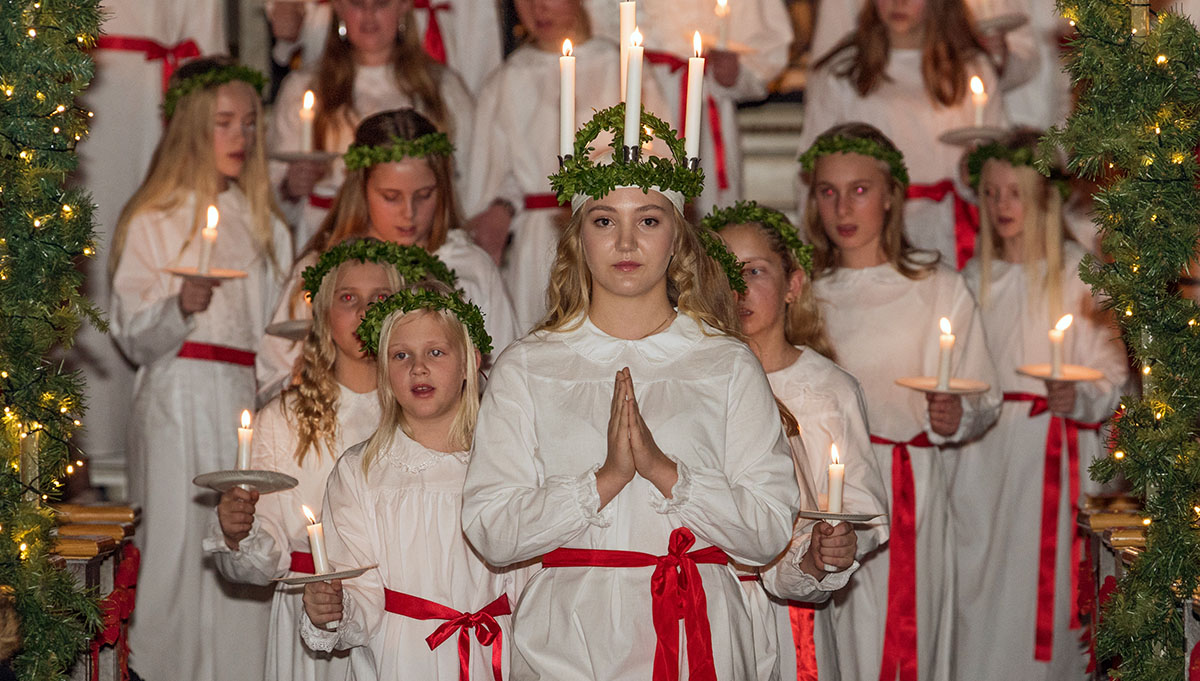 Luciafirande i Vaxholms kyrka 2017. Foto: Bengt Nyman. Licens: CC BY 2.0, Wikimedia Commons.