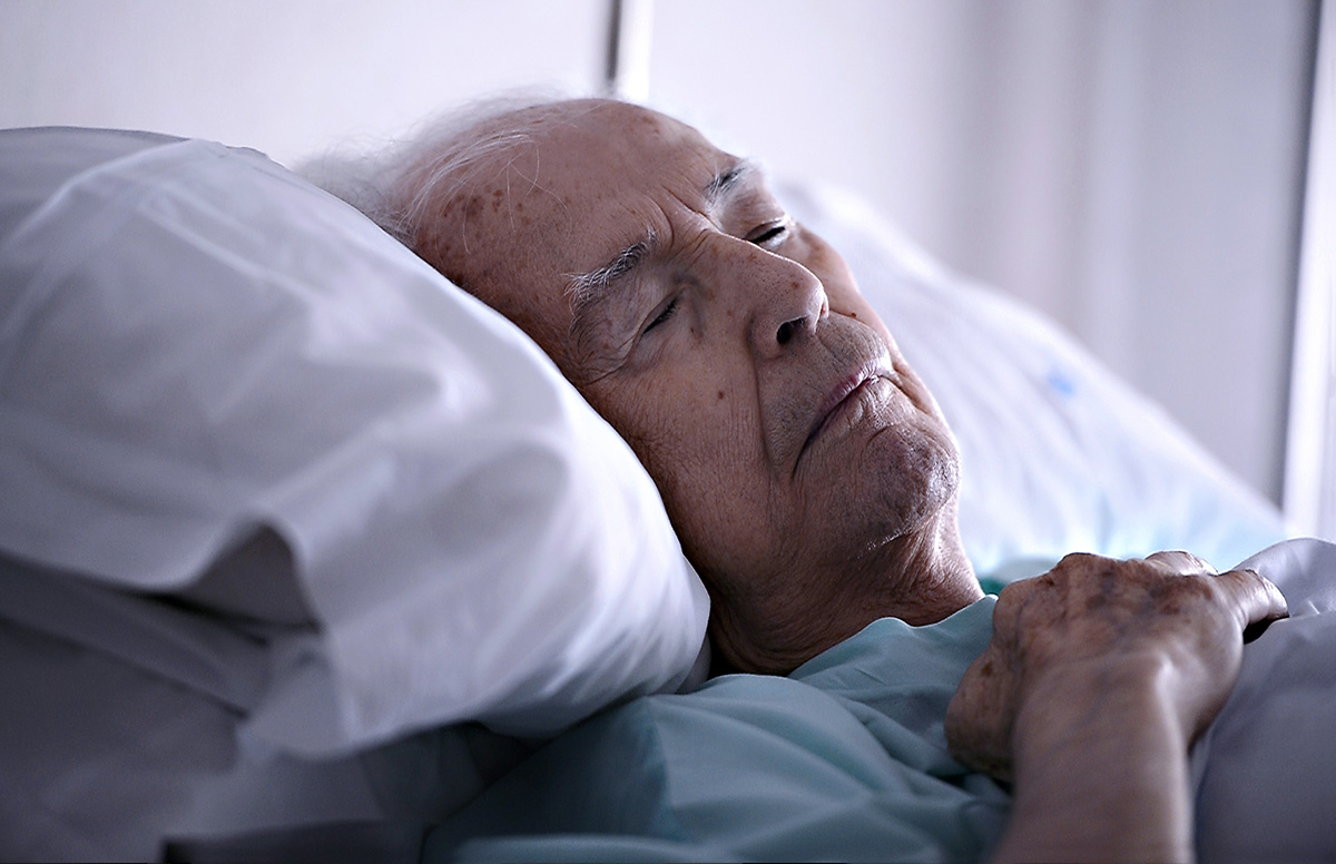 Äldre patient på sjukhus. Foto: Shutterstock.com