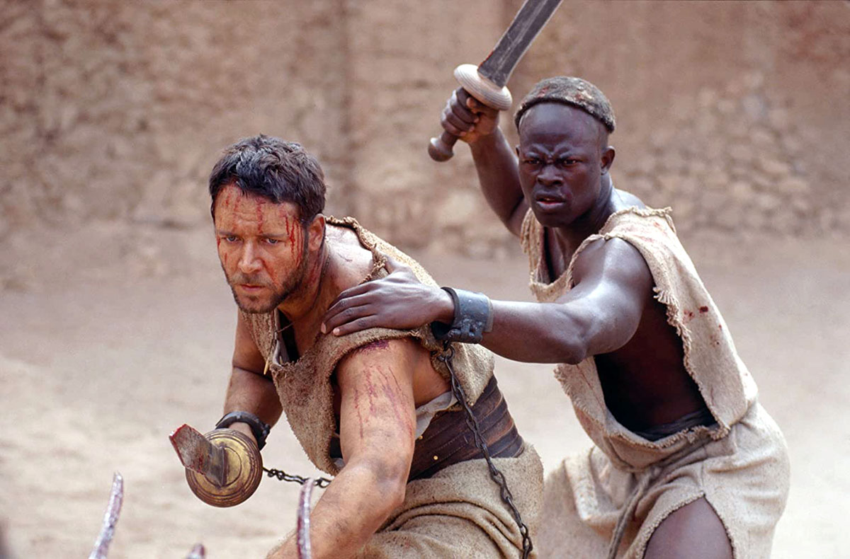 Russel Crowe och Djimon Hounsou i filmen Gladiator, 2000. Foto: DreamWorks.com