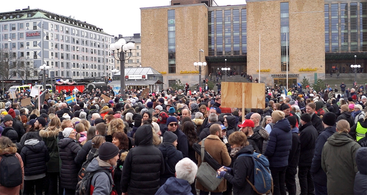 Tusenmannamarschen på Medborgarplatsen den 6 mars 2021. Foto: NewsVoice.se