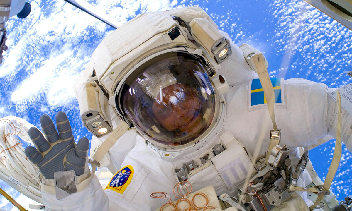 Christer Fuglesang 3:rd STS 128 spacewalk. Photo: esa.int