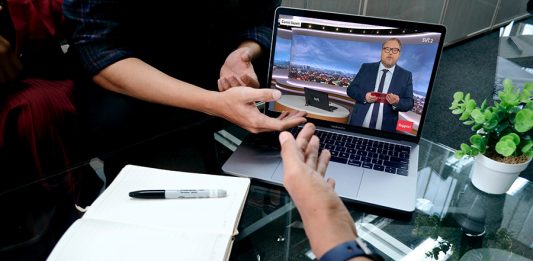 Foto: UX Indonesia. Licens: Unsplash.com. Montage: NewsVoice