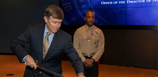 National Intelligence, pressfoto