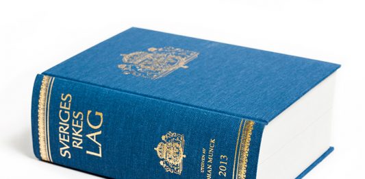 Lagboken, Sveriges Rikes Lag. Foto: Wolters Kluwer. Licens: CC BY 3.0