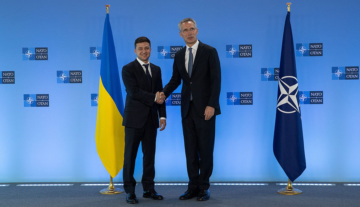 Volodymyr Zelensky (Ukraina) och Jens Stoltenberg (NATO), 2019