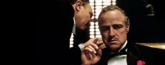 Marlon Brando spelare karaktären Don Vito Corleone i Gudfathern, 1972. Foto: Paramount Pictures