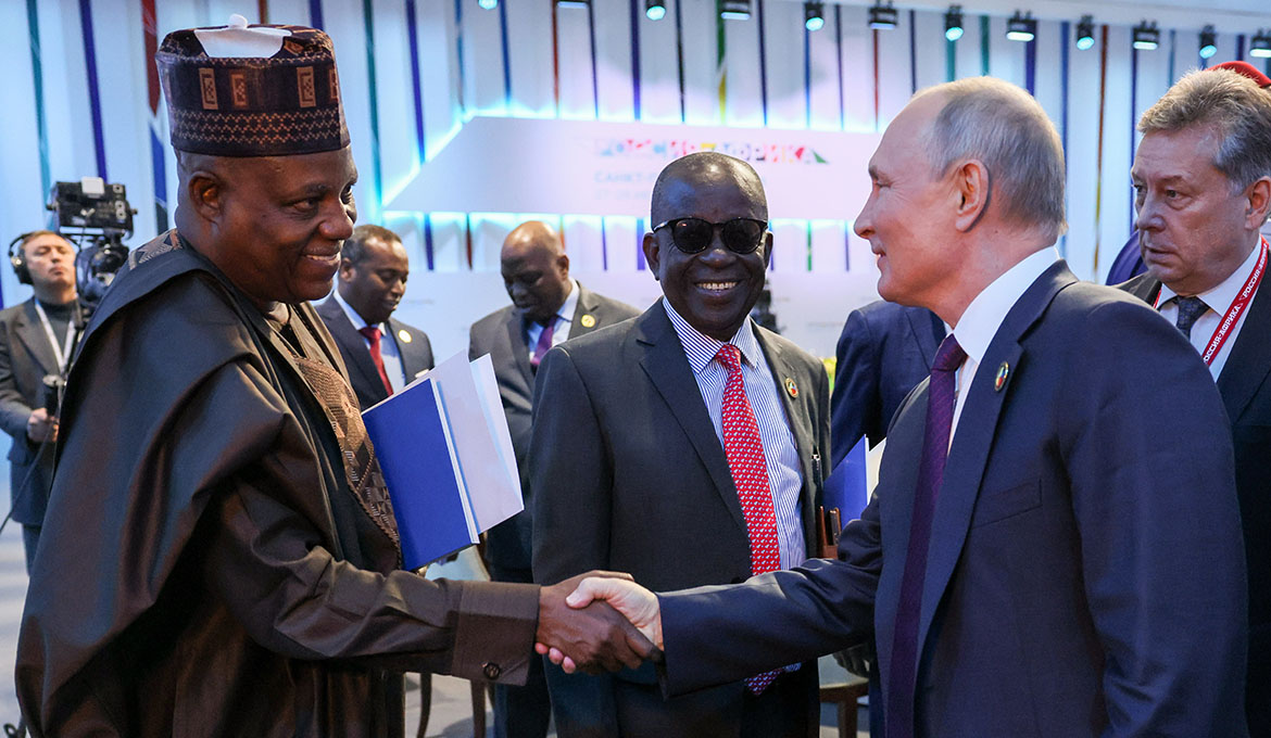 Vladimir Putin och Nigerias vicepresident Kashim Shettima.