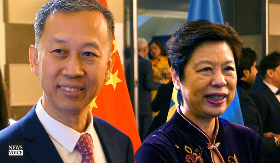 Ambassadör Cui Aimin och madam Li Lihong på Kinas 74-årsjubileum av Folkrepubliken Kina, 24 sep 2023. Foto: T. Sassersson, NewsVoice