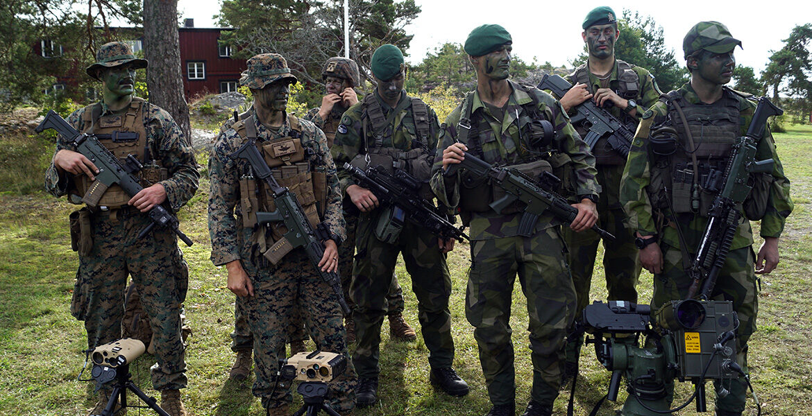 Amerikanska och svenska soldater samövar under Archipelago Endeavor 23. Foto: Torbjörn Sassersson, NewsVoice.se