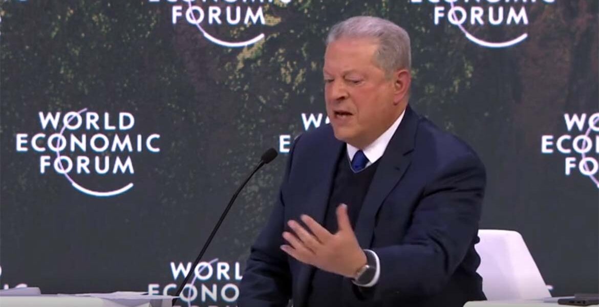 Al Gore "kokar" på WEF-konferens.