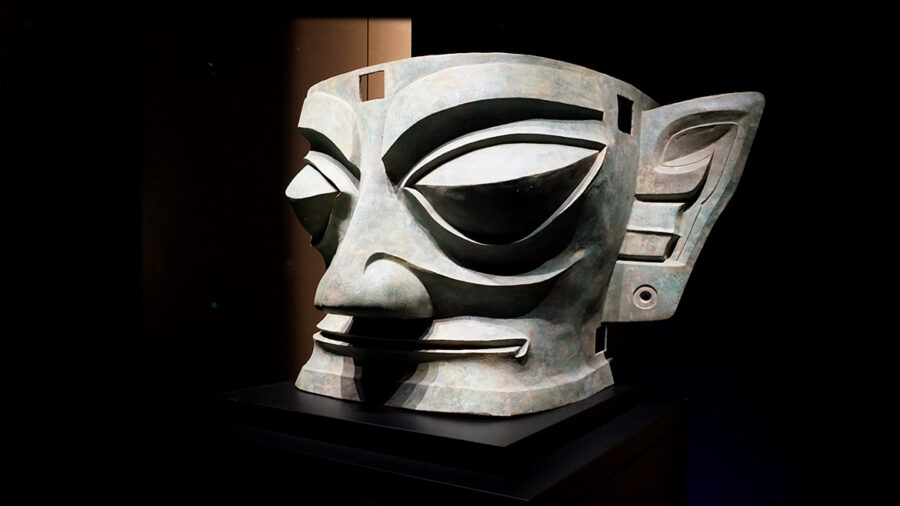 Sanxingdui ancient mask from the Sanxingdui Civilization, 1250 BC