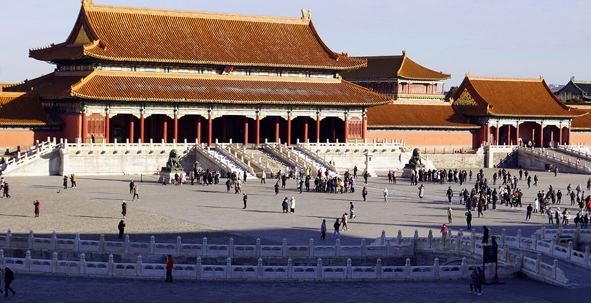 Den förbjudna staden i Peking är ett populärt resmål för många turister.