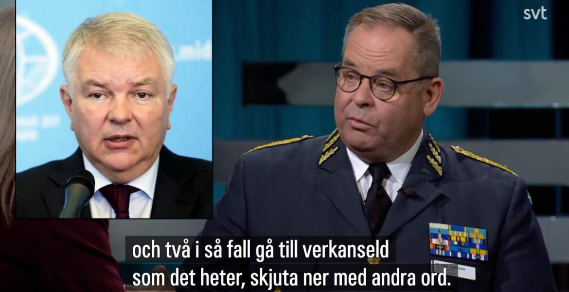 Ryssland ambassadör i Frankrike Alexey Meshkov och Sveriges ÖB Michael Claesson