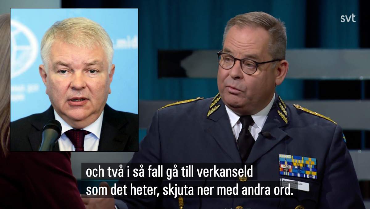 Ryssland ambassadör i Frankrike Alexey Meshkov och Sveriges ÖB Michael Claesson