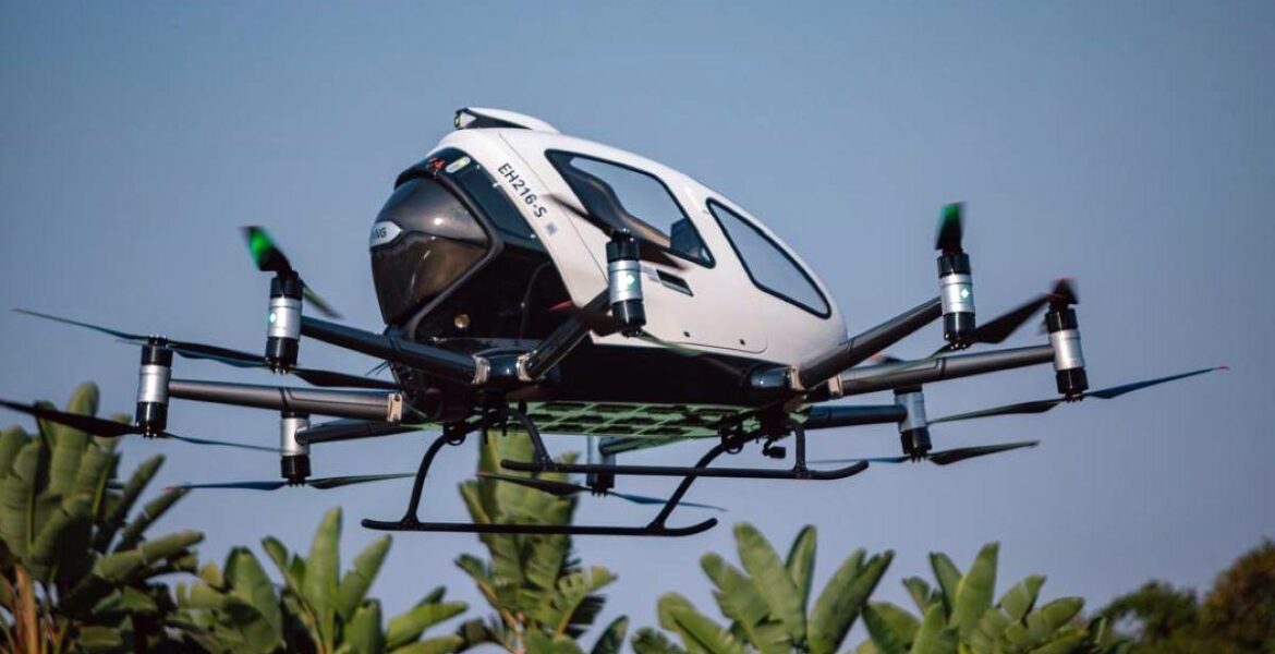 The self flying taxi EHang EH216-S
