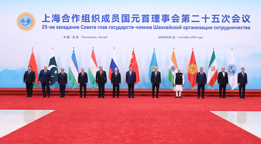 President Xi Jinping poses for a group photo with other leaders and representatives attending the 25th Meeting of the Council of Heads of State of the Shanghai Cooperation Organization