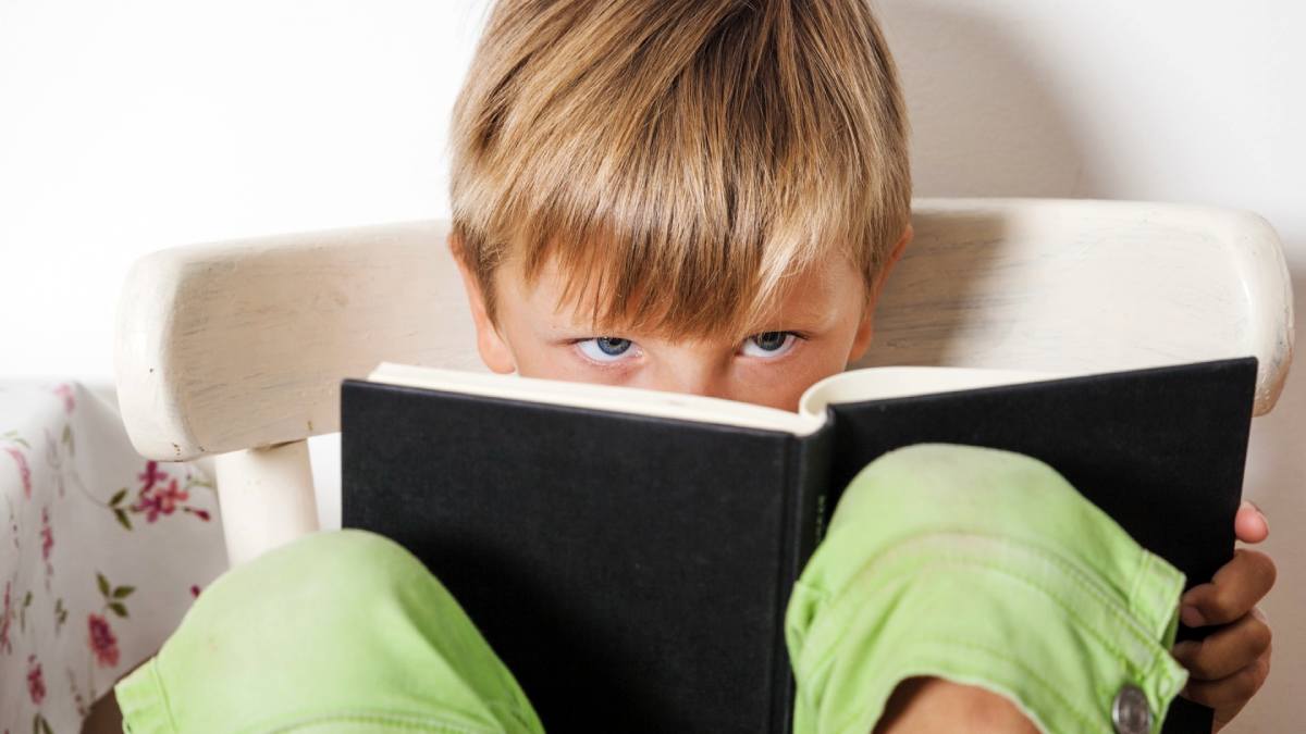 Omröstning ska öka medvetenheten om olämpligt innehåll i barnböcker