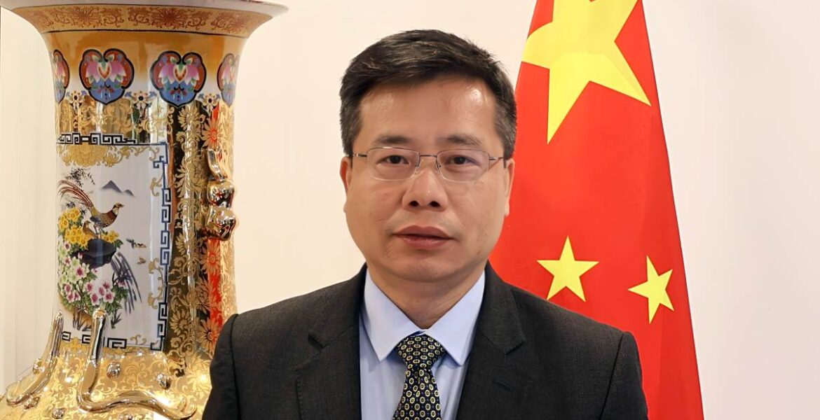 Wan Degang, Charge d’Affaires på Kinas ambassad i Stockholm