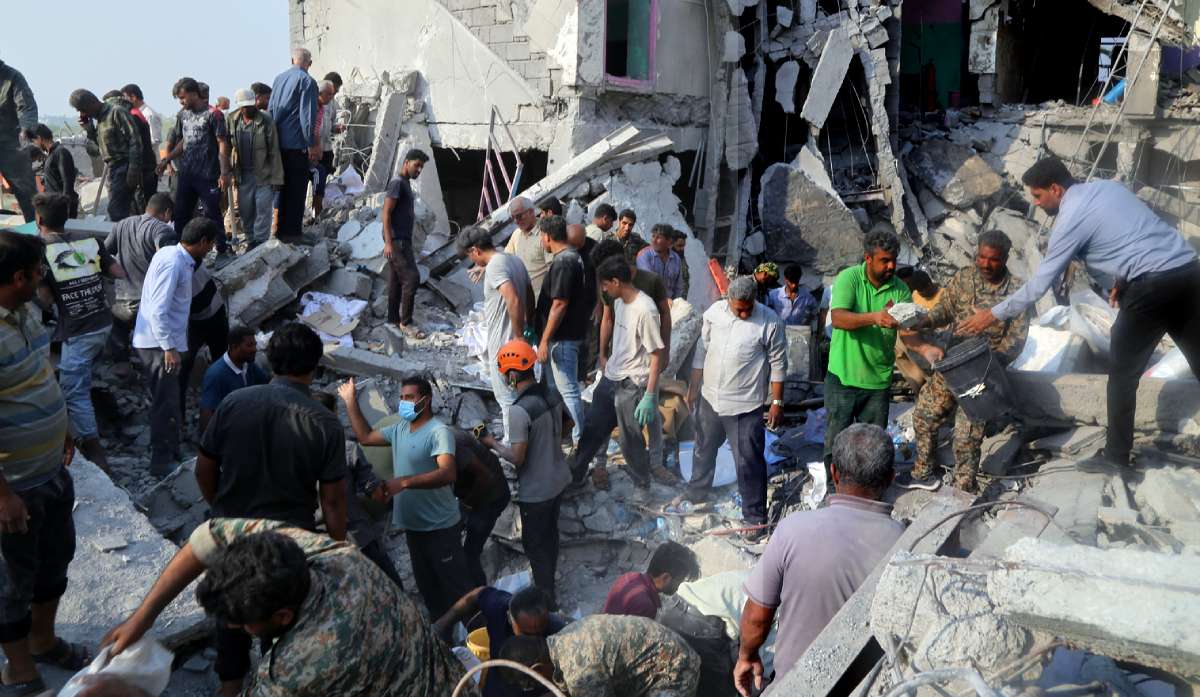 Shajare Tayyebeh school