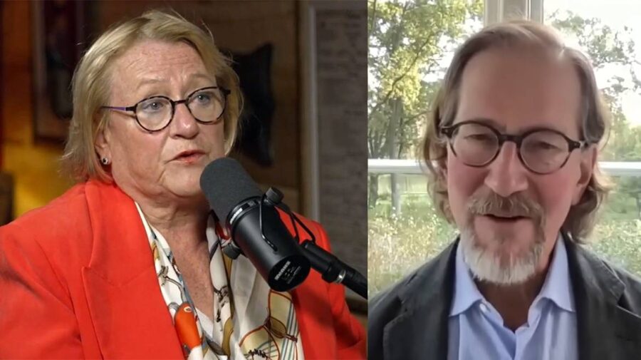 Cathrine Austin Fitts och David R. Webb