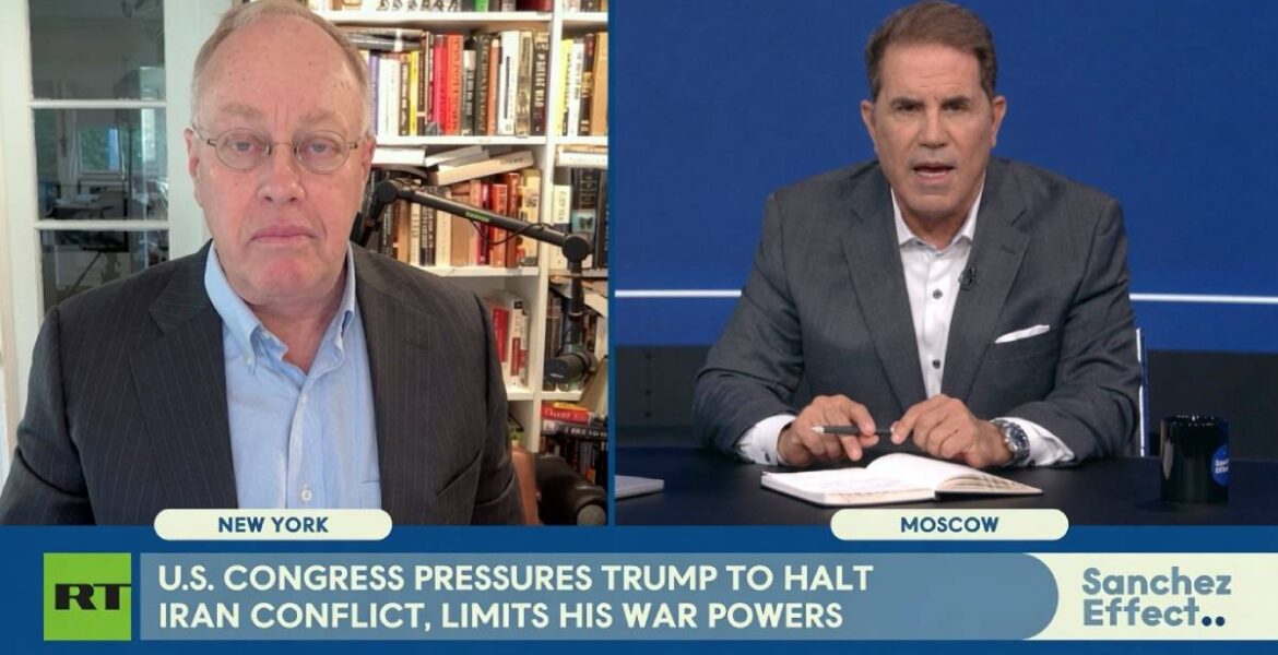 Rick Sanchez på RT intervjuar den amerikanska journalisten Chris Hedges