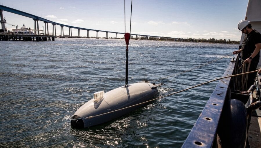 Anduril Dive-LD autonomous Sub Drone