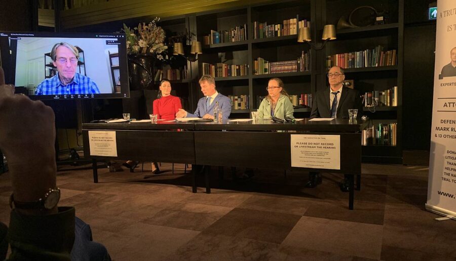 Panel med Stassen, Lapitova mfl